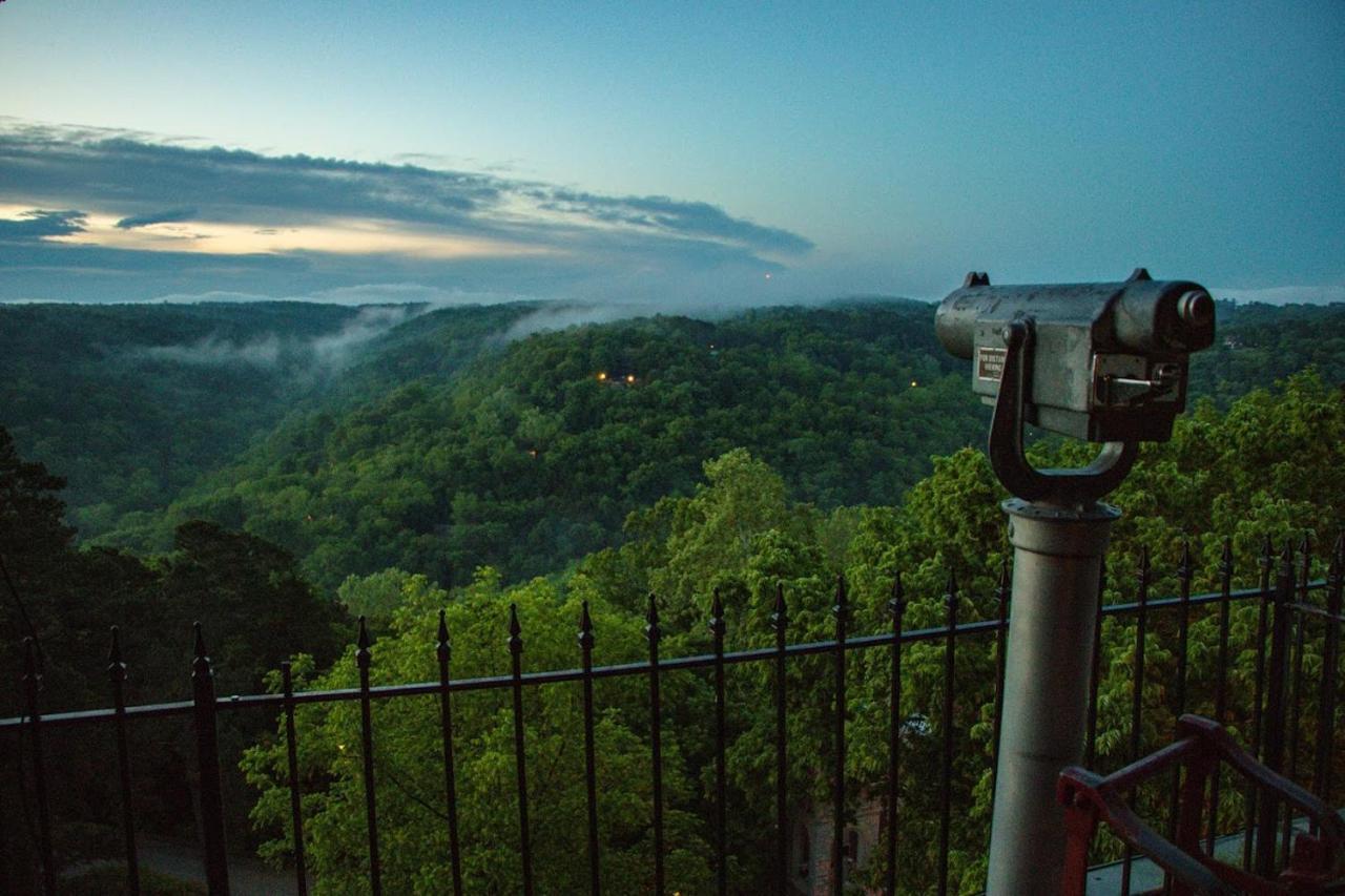 1886 Crescent Hotel And Spa Eureka Springs Eksteriør bilde